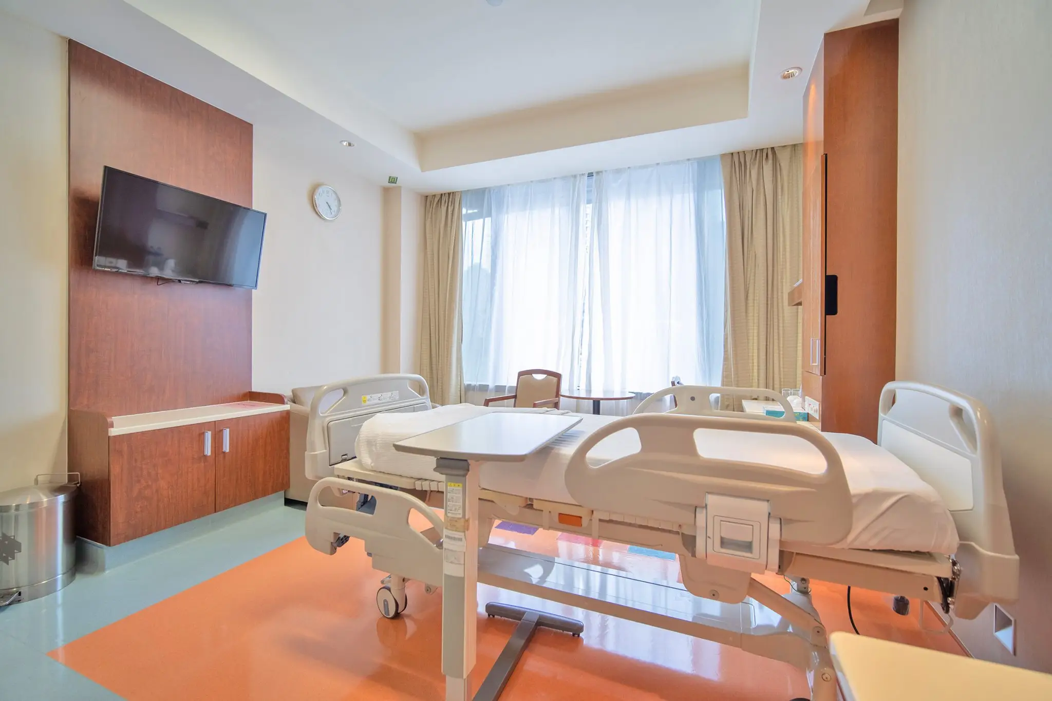 StandardRoom3-2048x1365