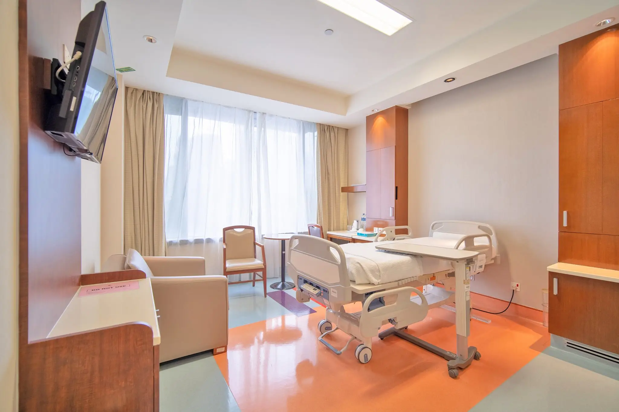 StandardRoom4-2048x1365